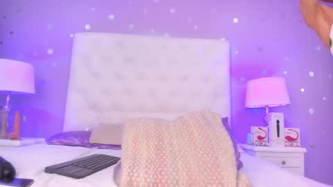 Sophia  online show from February 19, 2025, 7:16 pm