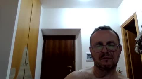Snapshot of modesto1969 chatting on September 14, 2025, 12:10 am modesto1969 online show from September 14, 2025, 12:10 am