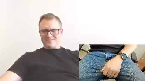 Moe online show from September 12, 2025, 6:41 pm