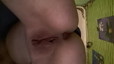 Snapshot of mohawkred chatting on January 15, 2025, 5:19 am MohawkRed online show from January 15, 2025, 5:19 am