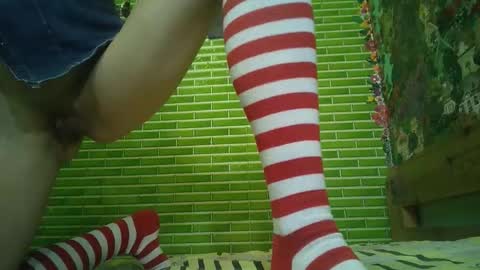 Snapshot of mohawkred chatting on December 1, 2025, 4:39 am MohawkRed online show from December 1, 2025, 4:39 am