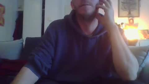 Snapshot of mohican69hot chatting on December 5, 2024, 8:11 am mohican69hot online show from December 5, 2024, 8:11 am