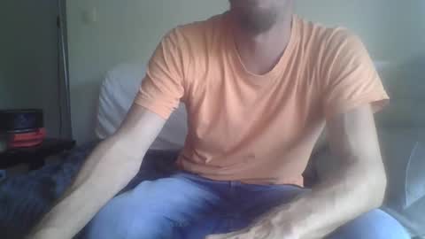 Snapshot of mohican69hot chatting on October 21, 2025, 12:28 pm mohican69hot online show from October 21, 2025, 12:28 pm