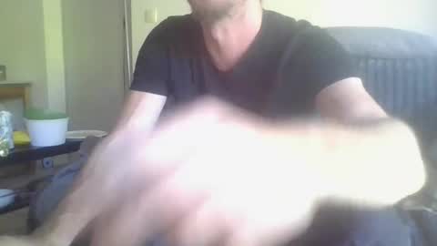 Snapshot of mohican69hot chatting on November 3, 2025, 1:34 pm mohican69hot online show from November 3, 2025, 1:34 pm