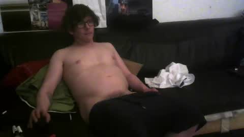 Fr online show from March 2, 2025, 11:20 pm