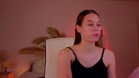 Snapshot of mol1y_kitten chatting on December 16, 2024, 1:31 am Molly online show from December 16, 2024, 1:31 am