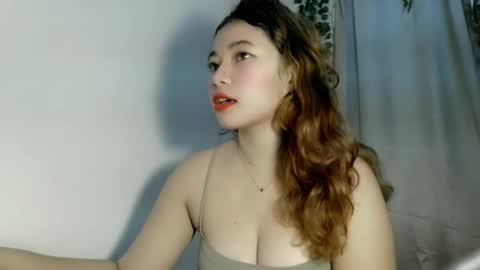 Snapshot of moleschaxxx chatting on October 23, 2025, 11:24 pm Jane online show from October 23, 2025, 11:24 pm