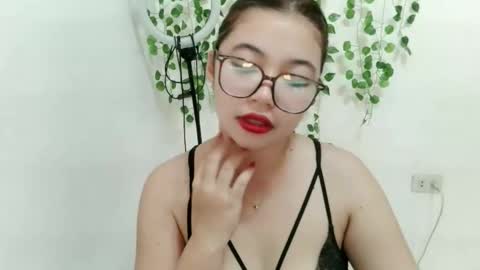 Snapshot of moleschaxxx chatting on November 3, 2025, 10:42 pm Jane online show from November 3, 2025, 10:42 pm