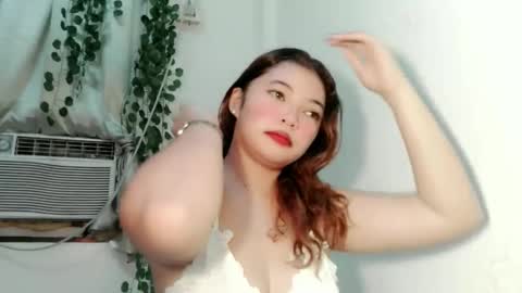 Snapshot of moleschaxxx chatting on November 8, 2025, 10:30 pm Jane online show from November 8, 2025, 10:30 pm