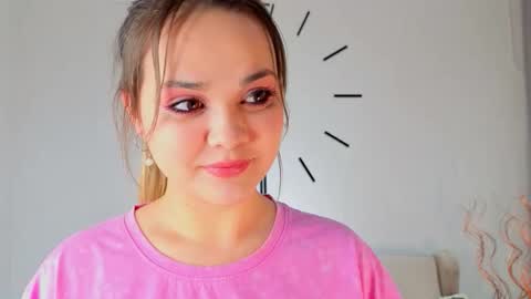 Kate online show from October 29, 2025, 6:09 pm