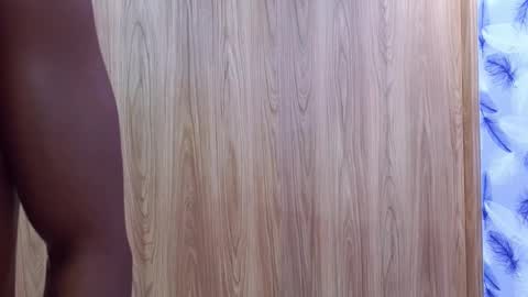 Molly online show from November 15, 2025, 5:53 pm