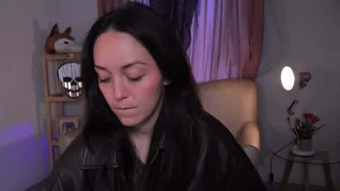 Snapshot of molly_marmalade_ chatting on October 14, 2025, 2:07 pm MOLLY online show from October 14, 2025, 2:07 pm
