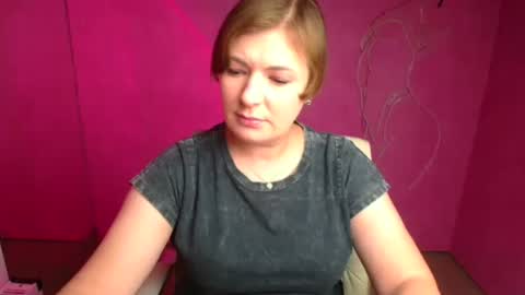 Snapshot of molly_mis chatting on October 13, 2025, 11:43 am Molly online show from October 13, 2025, 11:43 am
