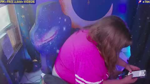 molly_moons online show from November 23, 2025, 9:14 pm