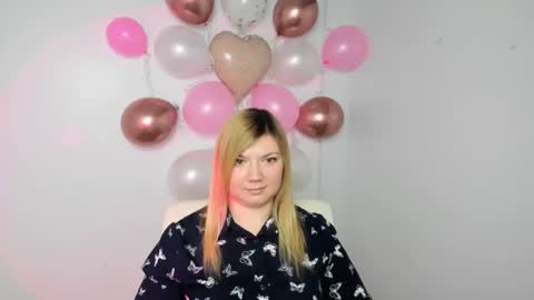 Molly online show from February 11, 2025, 4:02 pm