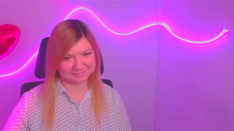 Molly online show from February 21, 2025, 1:22 pm