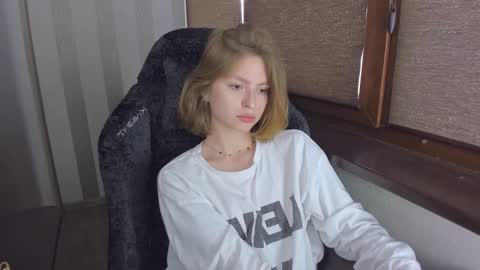 Snapshot of mollydangerous chatting on September 12, 2025, 11:43 am Taisha online show from September 12, 2025, 11:43 am