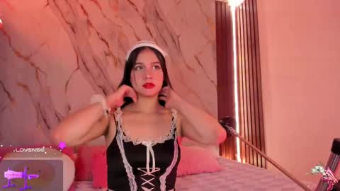 Snapshot of mollylewis18 chatting on October 5, 2025, 8:40 pm New girl Emily Valentina Michelle online show from October 5, 2025, 8:40 pm