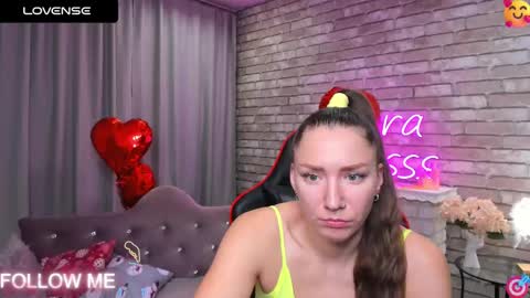 Snapshot of mollynay chatting on February 19, 2025, 3:28 am hi im Molly heregreat boobs big heart warm pussy online show from February 19, 2025, 3:28 am