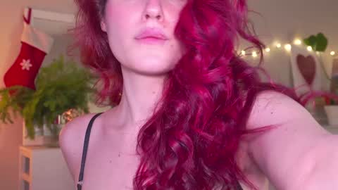 Snapshot of mollysoulful chatting on January 5, 2025, 1:26 pm Hello my name is Fabulous online show from January 5, 2025, 1:26 pm