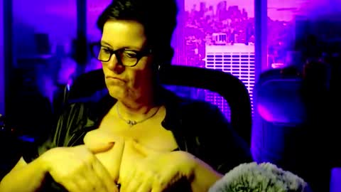 MollySun Nina Randmann online show from November 24, 2025, 7:24 pm