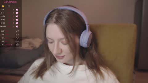 mollytucker online show from December 19, 2024, 1:51 pm