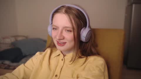 mollytucker online show from December 20, 2024, 2:16 pm