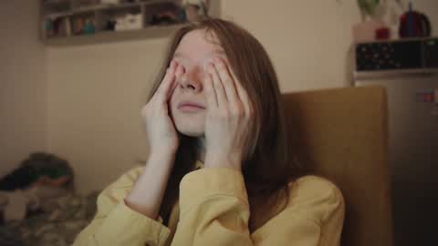 mollytucker online show from January 5, 2025, 4:06 pm