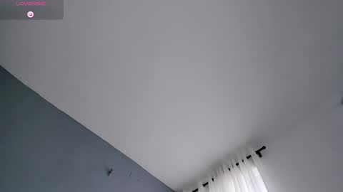 Snapshot of mollyybloom chatting on September 27, 2025, 3:50 pm Molly online show from September 27, 2025, 3:50 pm