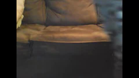mommies_mooseknuckle online show from December 3, 2025, 1:42 pm