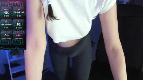 Snapshot of mommy_cum chatting on February 6, 2025, 5:03 am Mommy online show from February 6, 2025, 5:03 am