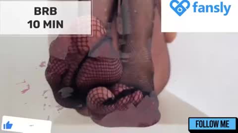 Snapshot of mommy_cum chatting on February 12, 2025, 5:05 am Mommy online show from February 12, 2025, 5:05 am