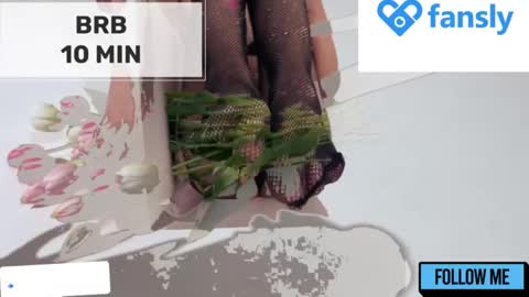 Snapshot of mommy_cum chatting on February 18, 2025, 5:20 am Mommy online show from February 18, 2025, 5:20 am