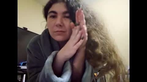 Snapshot of mommydarknesskairi3427 chatting on February 6, 2025, 5:35 am MommyDarkness3427 online show from February 6, 2025, 5:35 am