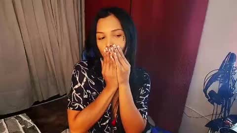 Snapshot of mommyjeva chatting on October 22, 2025, 1:06 am Mommy Jeva online show from October 22, 2025, 1:06 am