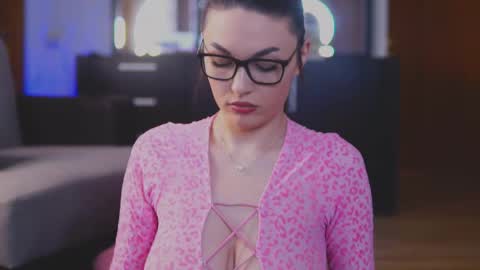 Snapshot of mona_lisss chatting on January 17, 2025, 11:27 am Mona Lisss online show from January 17, 2025, 11:27 am