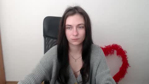 monakali online show from October 29, 2025, 8:27 am