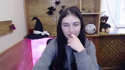 monakali online show from November 20, 2025, 7:52 am