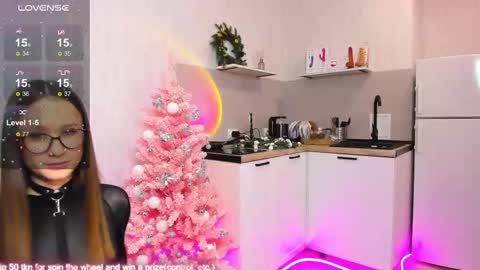 Snapshot of monica_blair chatting on December 4, 2025, 3:21 pm Monica online show from December 4, 2025, 3:21 pm