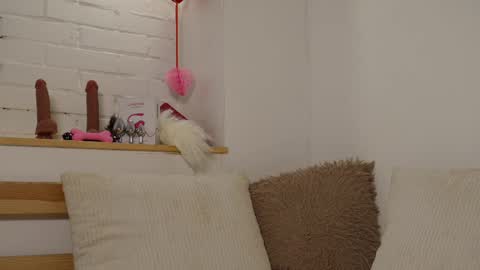 monicaasis online show from February 18, 2025, 9:20 pm