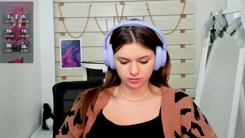 Monika online show from January 11, 2025, 6:01 pm