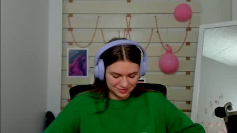 Monika online show from February 20, 2025, 4:46 pm