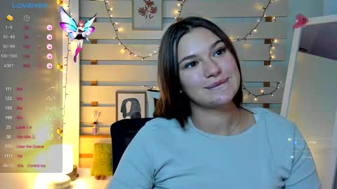 Monika online show from September 30, 2025, 3:50 pm