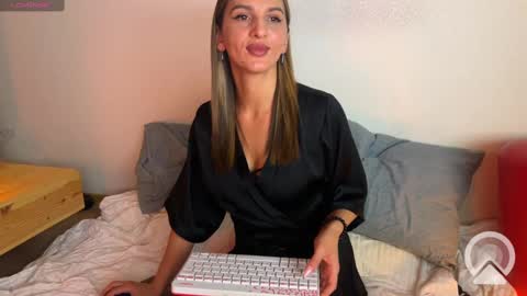 Snapshot of monikate_ chatting on March 7, 2025, 2:45 pm Himy name Kateim pvt model with hairy pussy online show from March 7, 2025, 2:45 pm