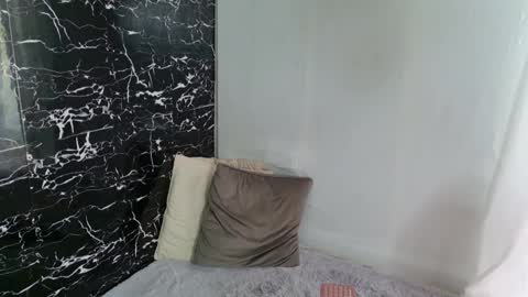 Ask me online show from January 8, 2025, 11:32 am