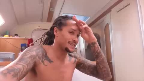 Snapshot of monkandmia chatting on November 15, 2025, 1:18 pm Monk and Mia online show from November 15, 2025, 1:18 pm