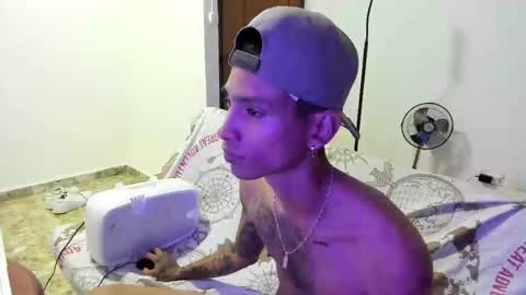 monkeyd_66 online show from January 10, 2025, 1:20 pm