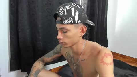 monkeyd_66 online show from September 14, 2025, 4:39 pm