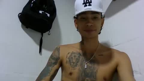 monkeyd_66 online show from September 26, 2025, 8:35 pm