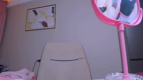 Snapshot of mono_lite chatting on December 15, 2025, 8:57 pm Mon online show from December 15, 2025, 8:57 pm